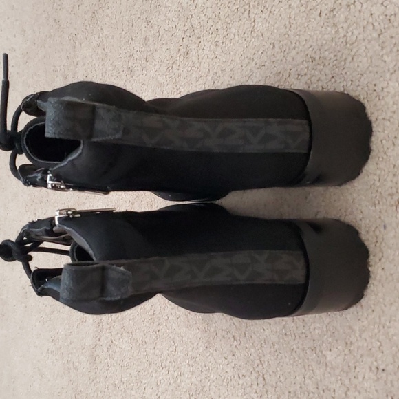 Michael Kors boots size 8.5M NWOT - Picture 4 of 16